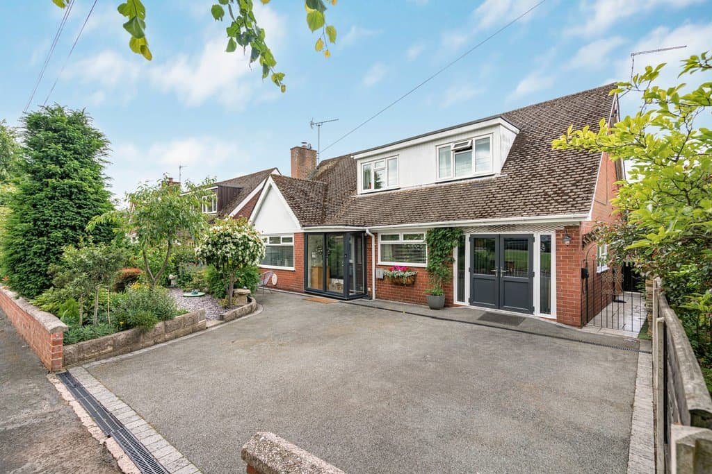 School Lane, Eaton, CW12