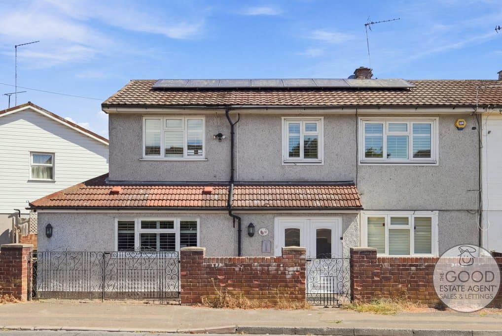 Colebrook Lane, Loughton, IG10