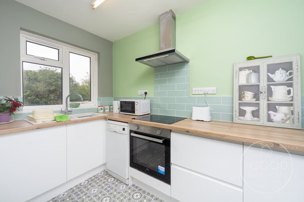 Wallingford Road, Handforth, Wilmslow, SK9