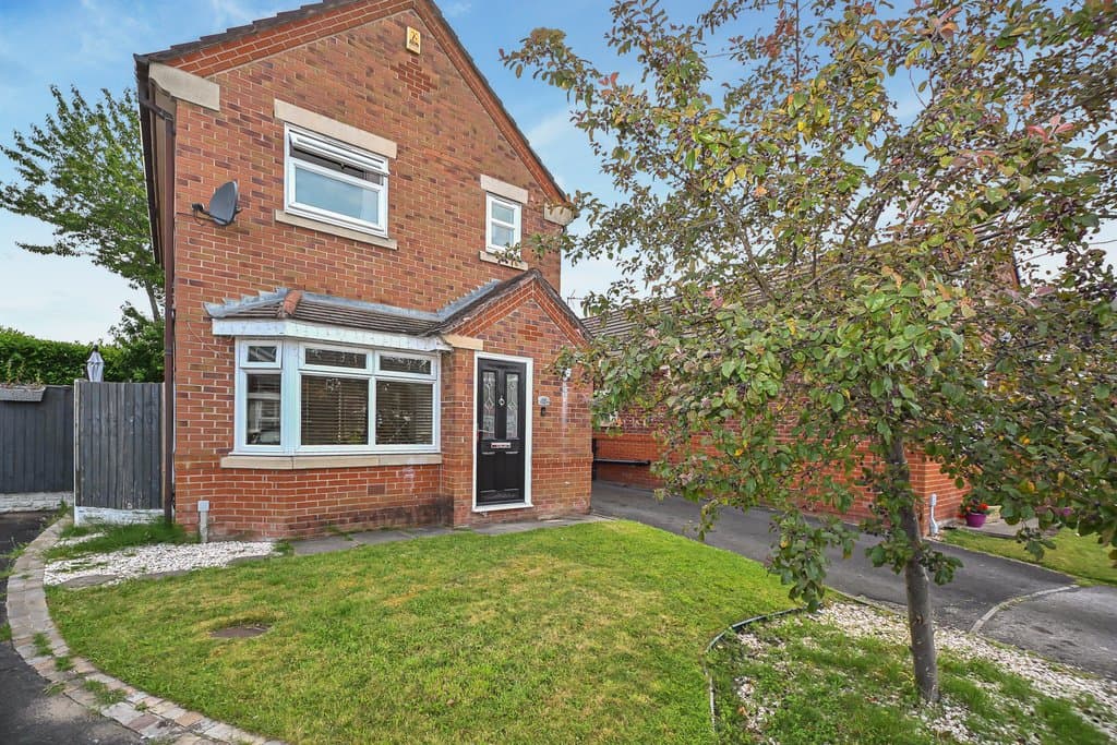Stradbroke Close, Warrington, WA3