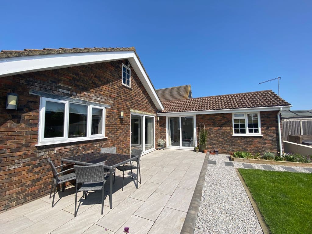 Seaview Road, Romney, TN28