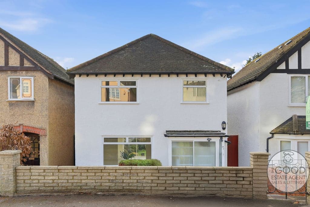 Goldings Road, Loughton, IG10